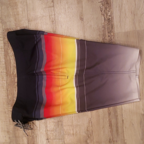 Good Fellow & Co. men's boarding  shorts - Picture 4 of 6